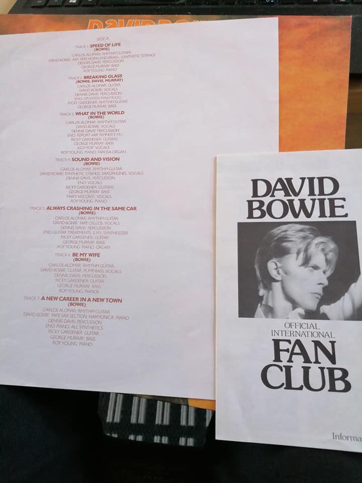 David Bowie - Low UK First press med Flyer -